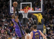 包含大坂直美与30激战独行侠分钟，出色发挥胜负难料！，詹姆斯焦点对战上演精彩一战的词条