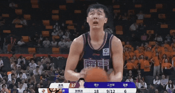 广东华南虎获得胜利，登顶积分榜，领先优势明显